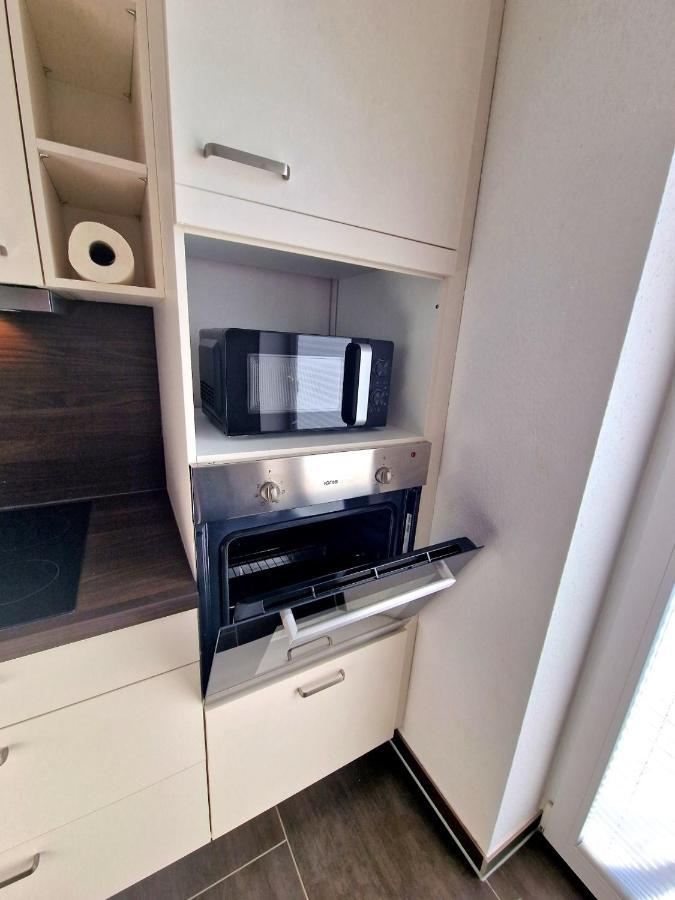 Exklusive Ferienwohnung In Lingen Holthausen 2Zim, 2Badez,Kueche,Balkon,Waschmaschine ภายนอก รูปภาพ